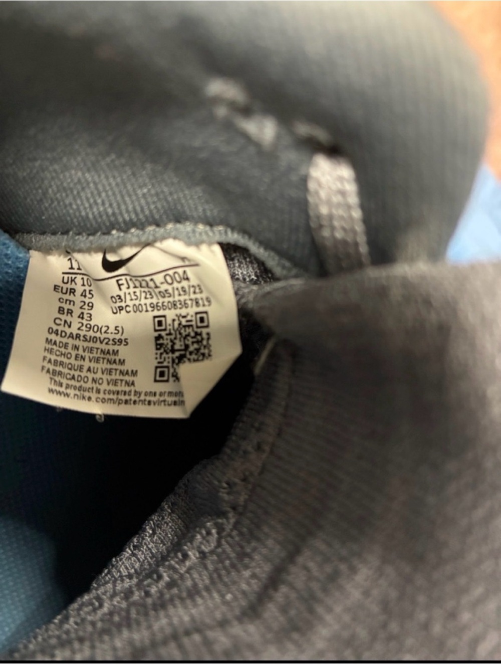 Nike ReactX shoe size 11. - Picture 7 of 8